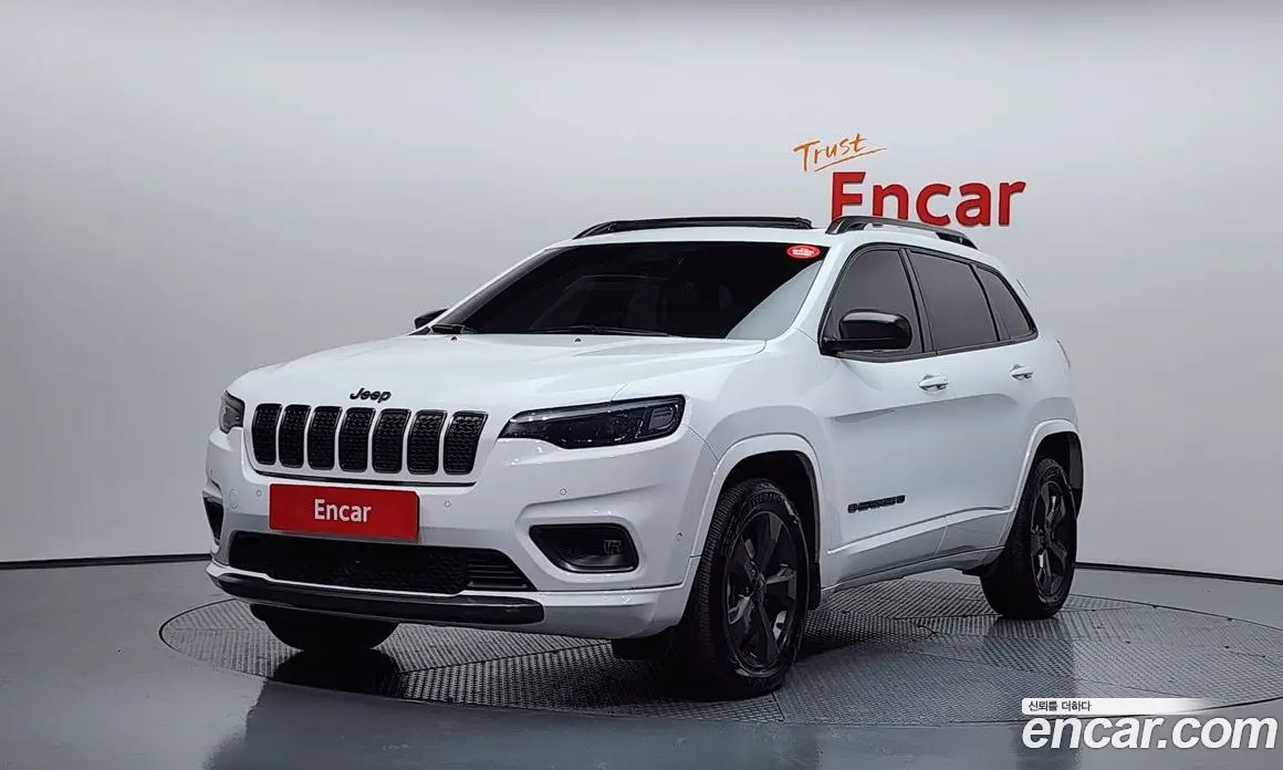 Jeep Cherokee 2021 2.4 автомат (гидро), фото 1 Jeep Cherokee 2021 2.4 автомат (гидро), фото 1