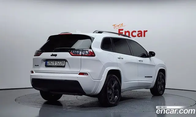 Jeep Cherokee 2021 2.4 автомат (гидро), миниатюра 2 Jeep Cherokee 2021 2.4 автомат (гидро), миниатюра 2