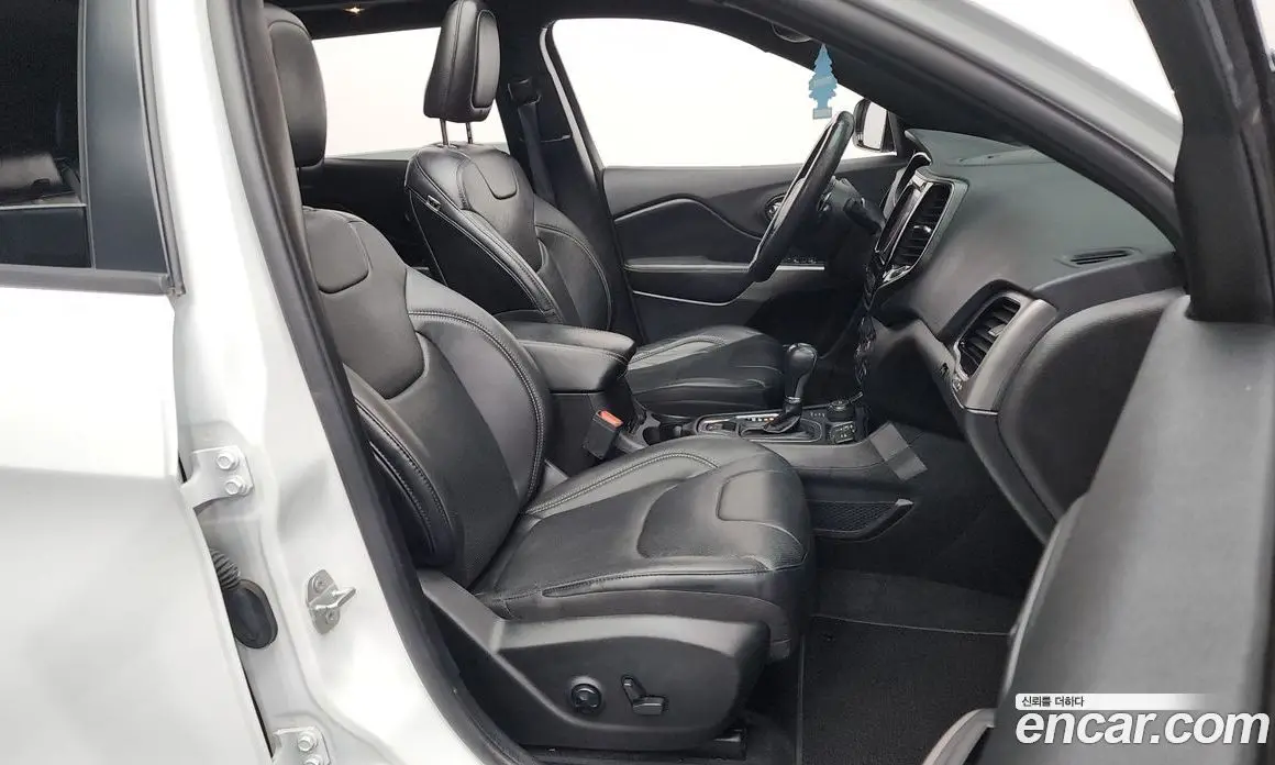 Jeep Cherokee 2021 2.4 автомат (гидро), фото 11 Jeep Cherokee 2021 2.4 автомат (гидро), фото 11