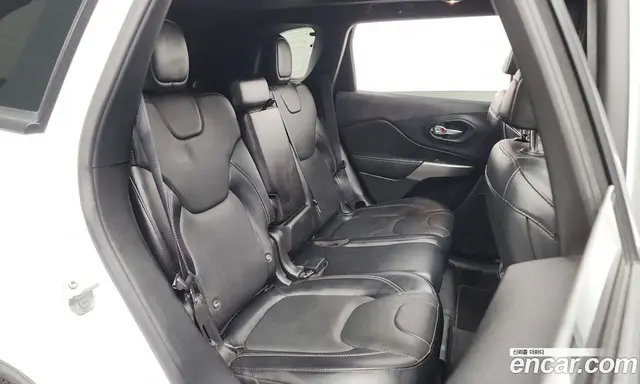 Jeep Cherokee 2021 2.4 автомат (гидро), миниатюра 12