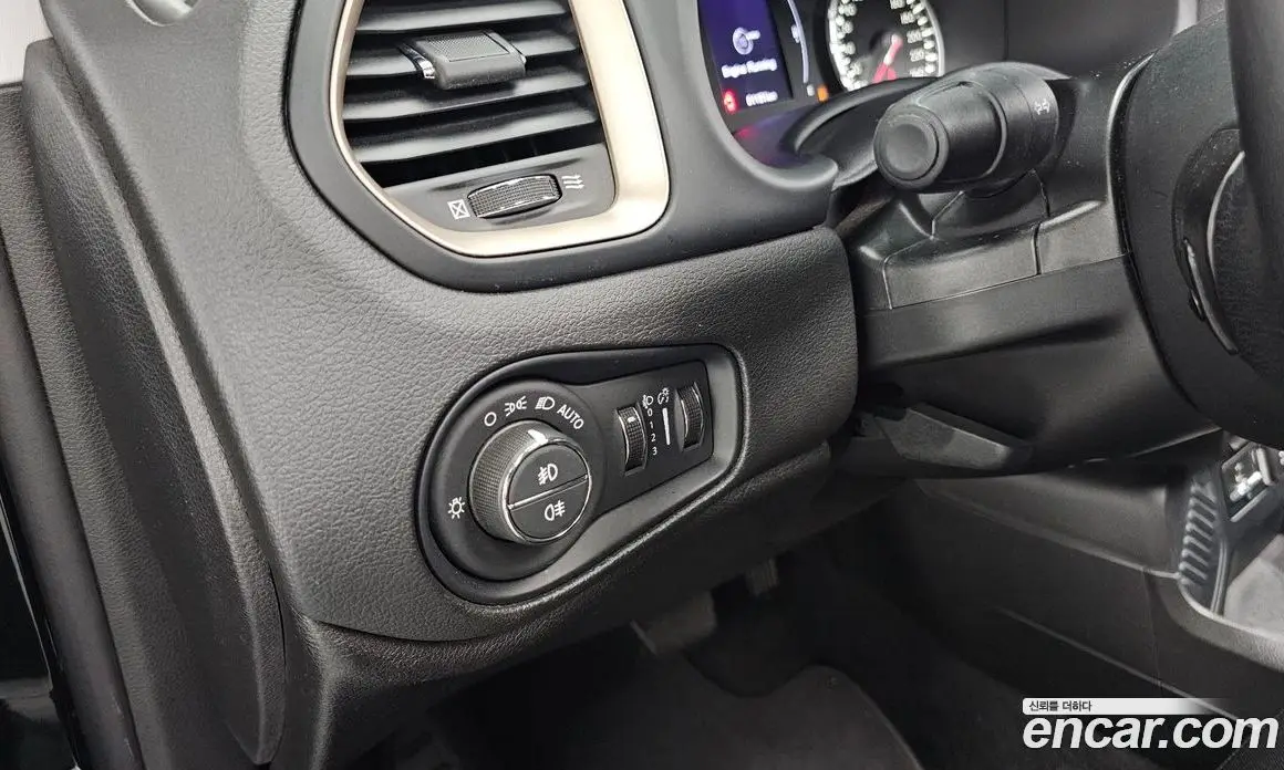 Jeep Renegade 2017 2.4 автомат (гидро), фото 23 Jeep Renegade 2017 2.4 автомат (гидро), фото 23