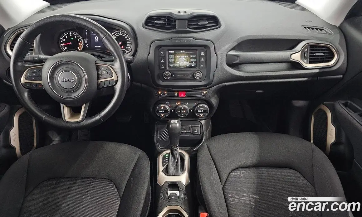 Jeep Renegade 2017 2.4 автомат (гидро), фото 10 Jeep Renegade 2017 2.4 автомат (гидро), фото 10