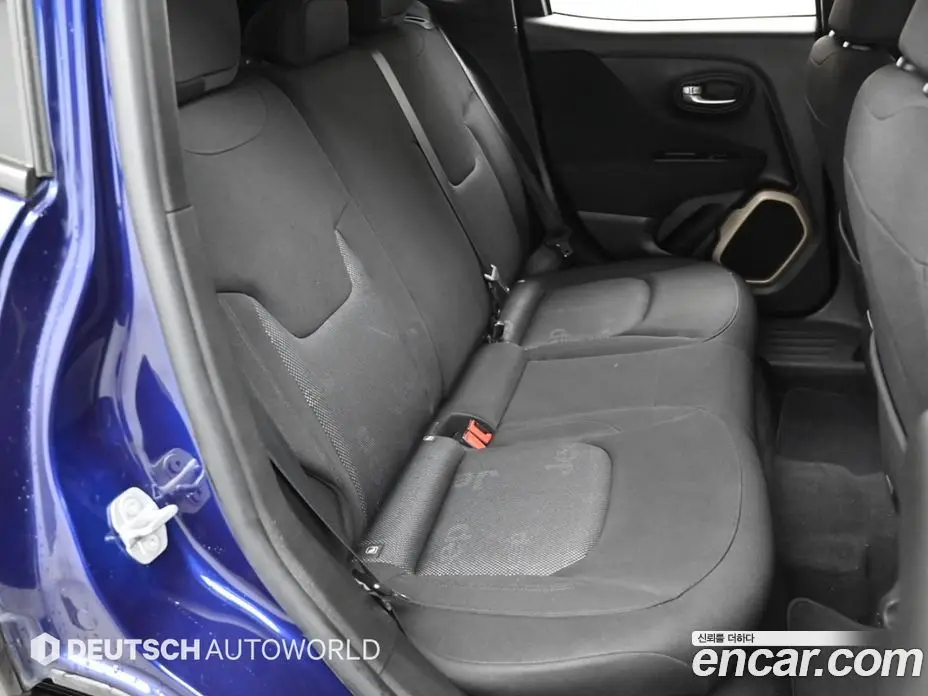 Jeep Renegade 2017 2.4 автомат (гидро), фото 12 Jeep Renegade 2017 2.4 автомат (гидро), фото 12