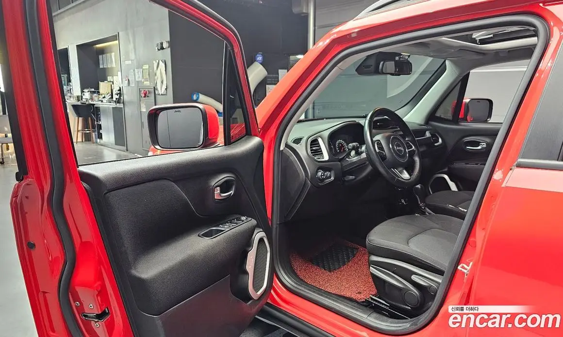 Jeep Renegade 2021 2.4 автомат (гидро), фото 13 Jeep Renegade 2021 2.4 автомат (гидро), фото 13