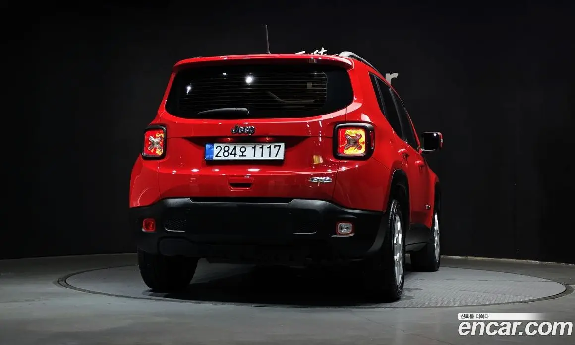Jeep Renegade 2021 2.4 автомат (гидро), фото 4 Jeep Renegade 2021 2.4 автомат (гидро), фото 4
