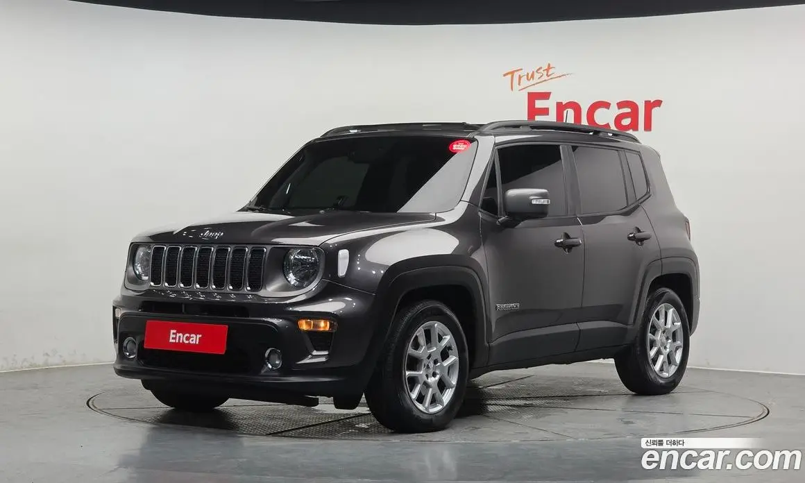Jeep Renegade 2021 2.4 автомат (гидро), фото 1 Jeep Renegade 2021 2.4 автомат (гидро), фото 1