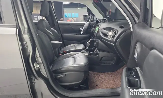 Jeep Renegade 2021 2.4 автомат (гидро), миниатюра 11 Jeep Renegade 2021 2.4 автомат (гидро), миниатюра 11