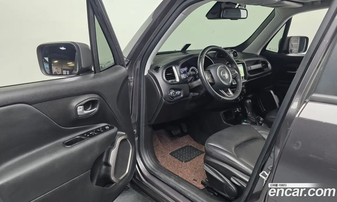Jeep Renegade 2021 2.4 автомат (гидро), фото 10 Jeep Renegade 2021 2.4 автомат (гидро), фото 10