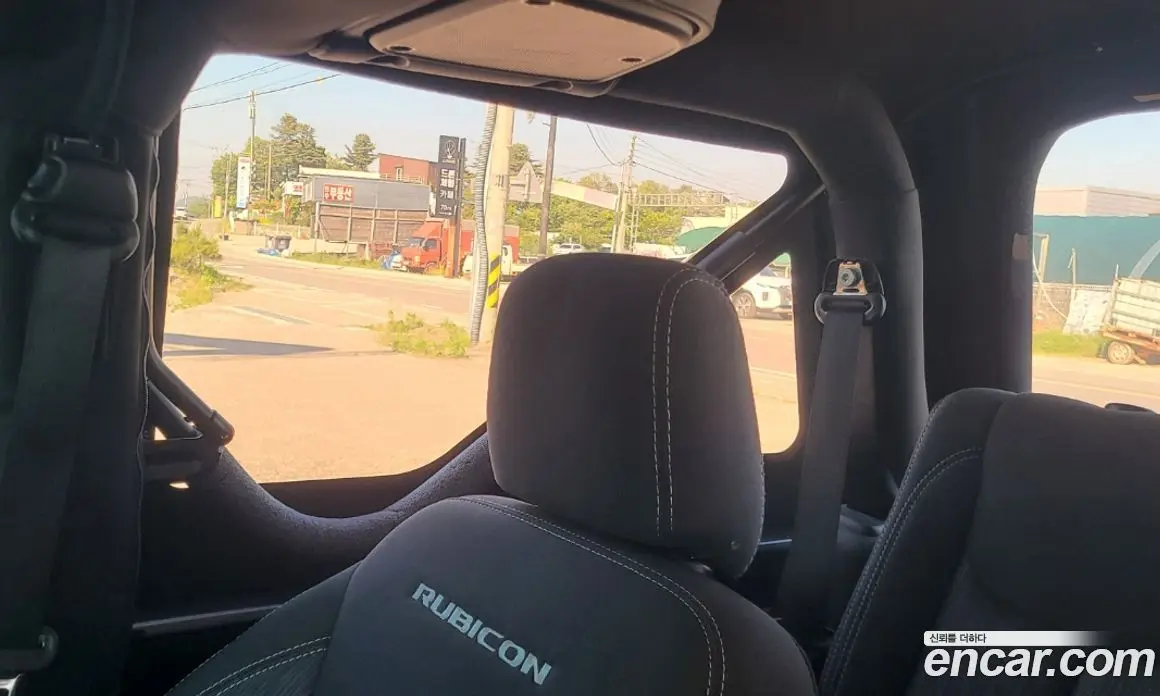 Jeep Wrangler 2017 3.6 автомат (гидро), фото 16 Jeep Wrangler 2017 3.6 автомат (гидро), фото 16
