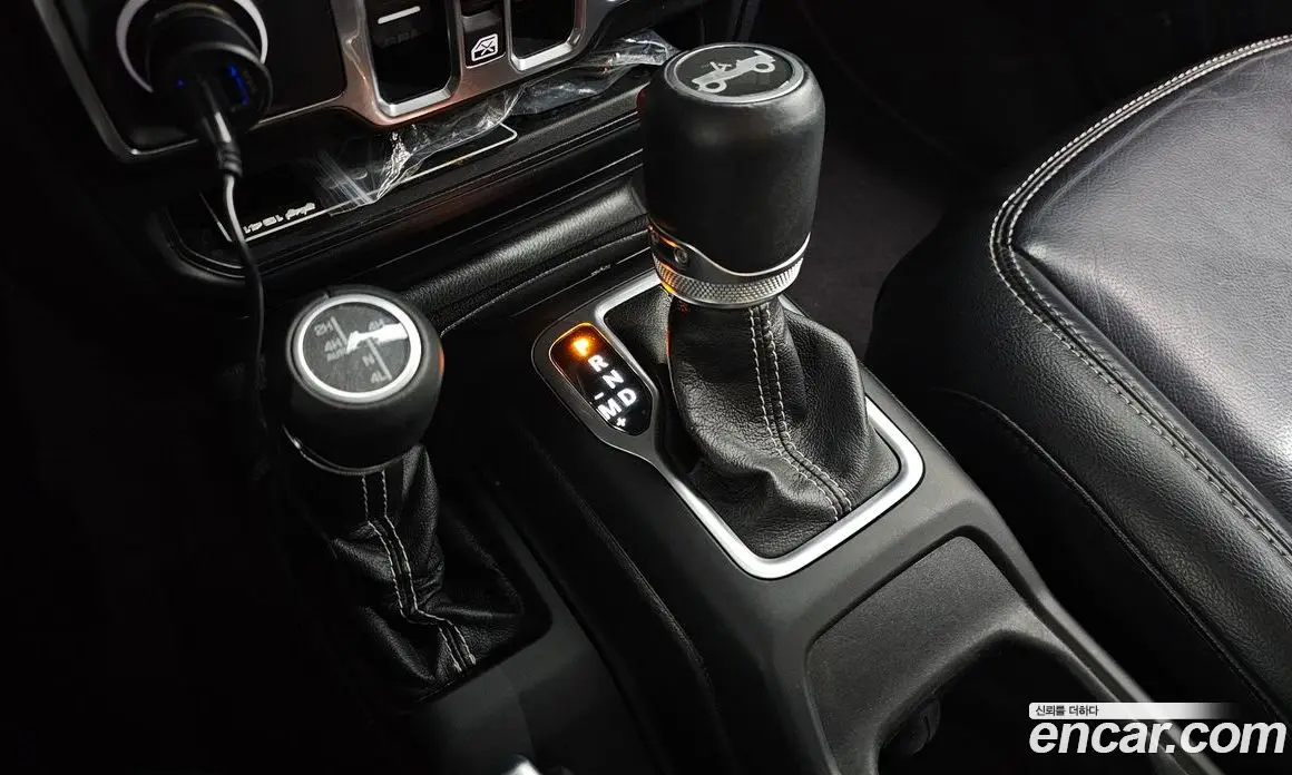 Jeep Wrangler 2018 2.0 автомат (гидро), фото 9 Jeep Wrangler 2018 2.0 автомат (гидро), фото 9
