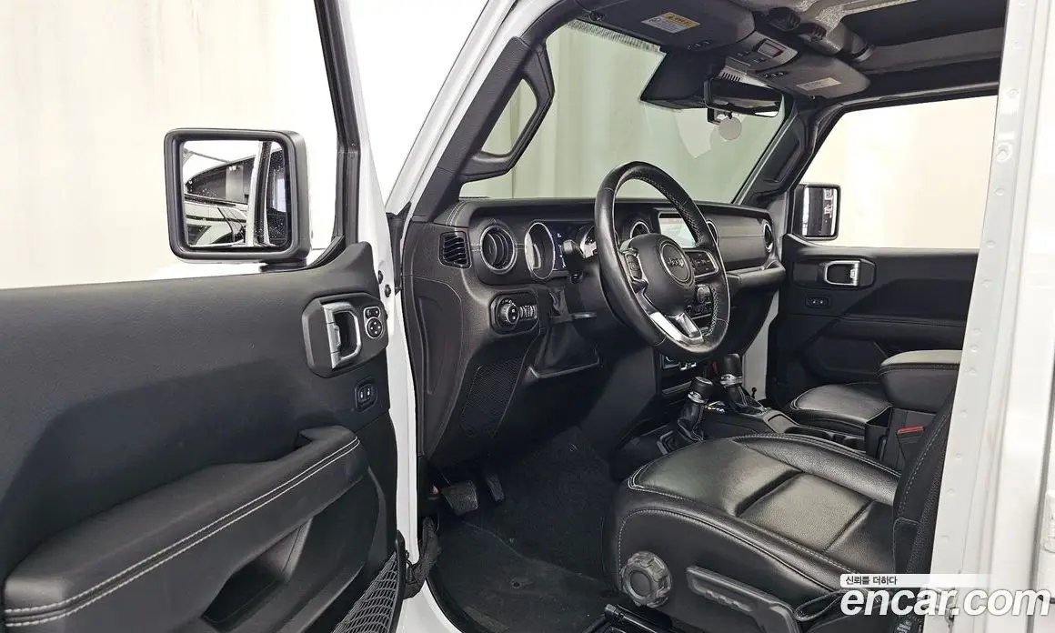 Jeep Wrangler 2019 2.0 автомат (гидро), фото 13 Jeep Wrangler 2019 2.0 автомат (гидро), фото 13