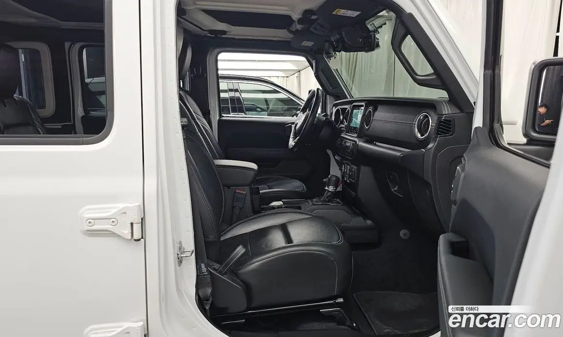 Jeep Wrangler 2019 2.0 автомат (гидро), фото 17 Jeep Wrangler 2019 2.0 автомат (гидро), фото 17