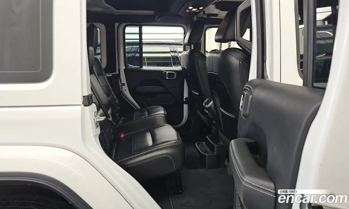 Jeep Wrangler 2019 2.0 автомат (гидро), фото 18 Jeep Wrangler 2019 2.0 автомат (гидро), фото 18