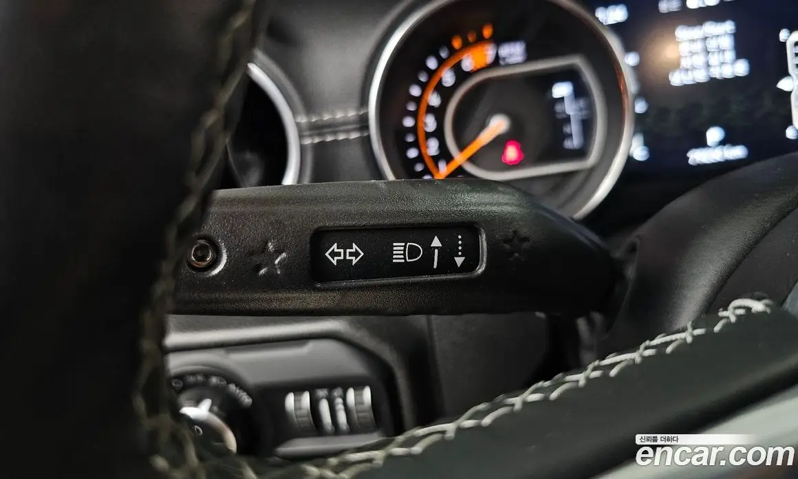 Jeep Wrangler 2019 2.0 автомат (гидро), фото 28 Jeep Wrangler 2019 2.0 автомат (гидро), фото 28