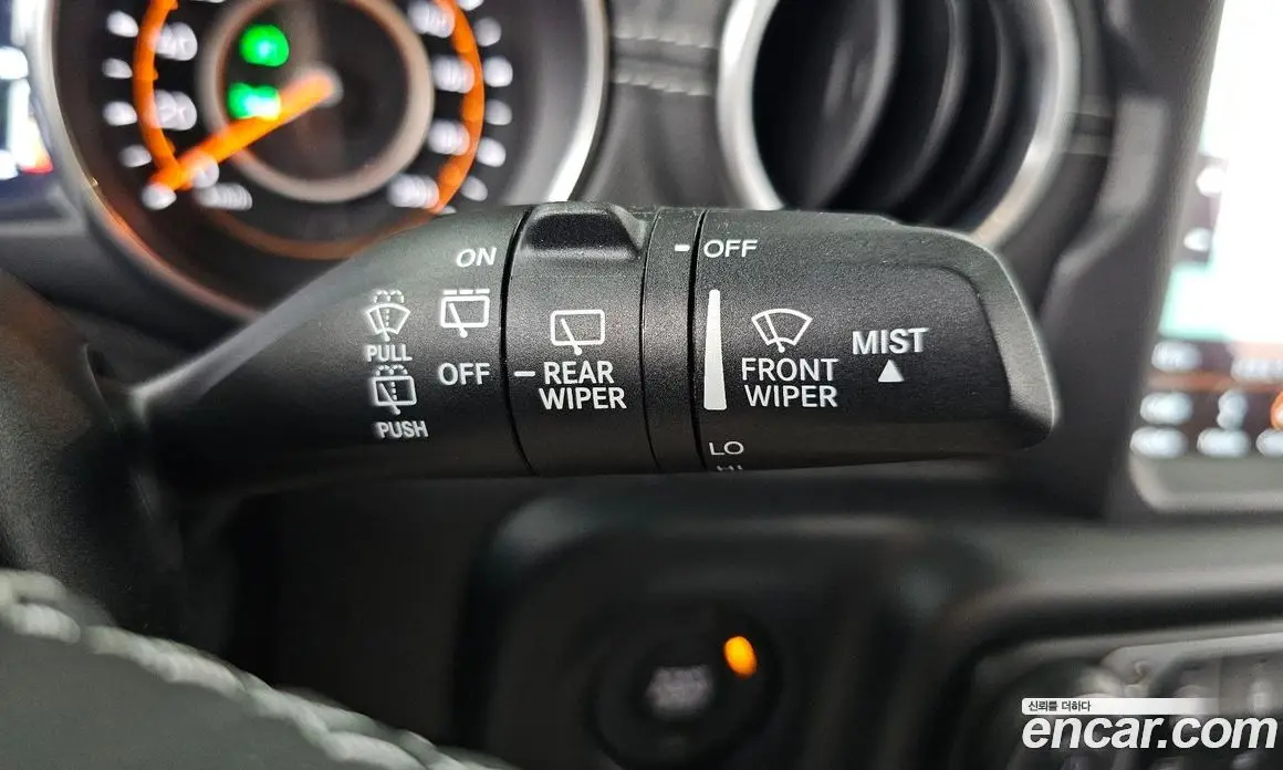 Jeep Wrangler 2019 2.0 автомат (гидро), фото 29 Jeep Wrangler 2019 2.0 автомат (гидро), фото 29