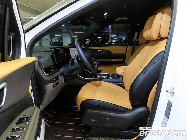 Kia Carnival 2024 3.5 автомат (гидро), миниатюра 6 Kia Carnival 2024 3.5 автомат (гидро), миниатюра 6