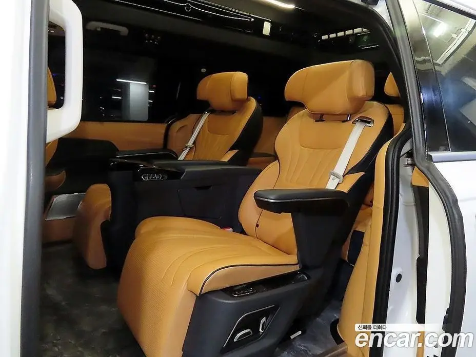 Kia Carnival 2024 3.5 автомат (гидро), фото 7 Kia Carnival 2024 3.5 автомат (гидро), фото 7