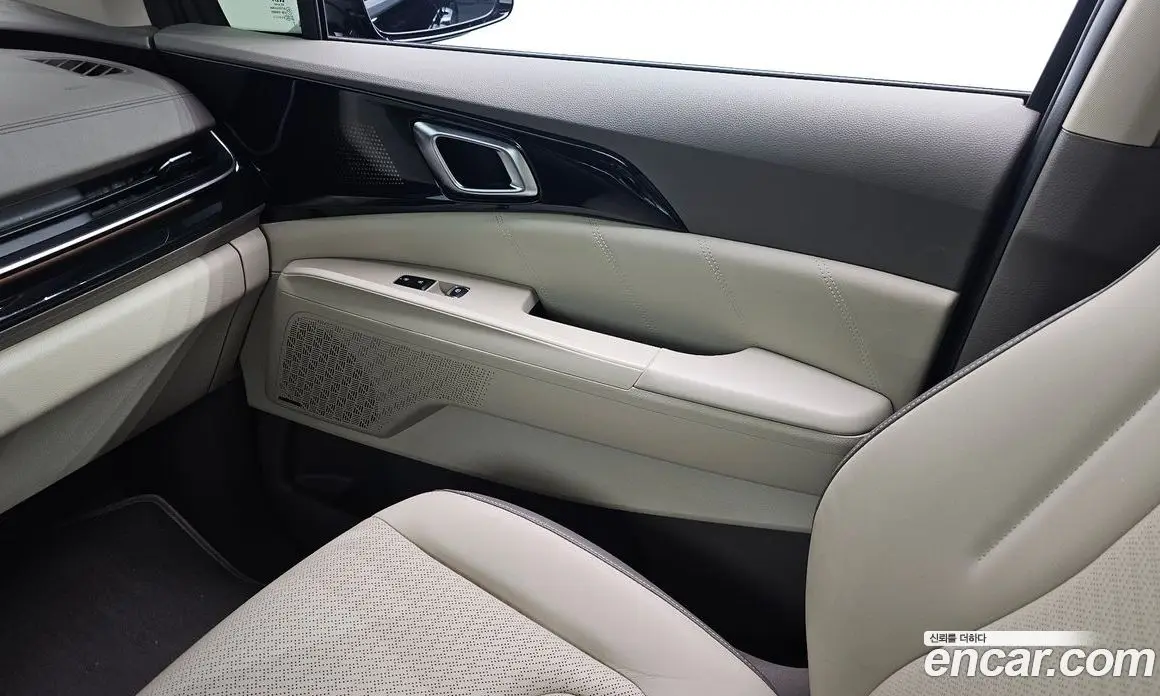 Kia Carnival 2025 1.6 автомат (гидро), фото 15 Kia Carnival 2025 1.6 автомат (гидро), фото 15