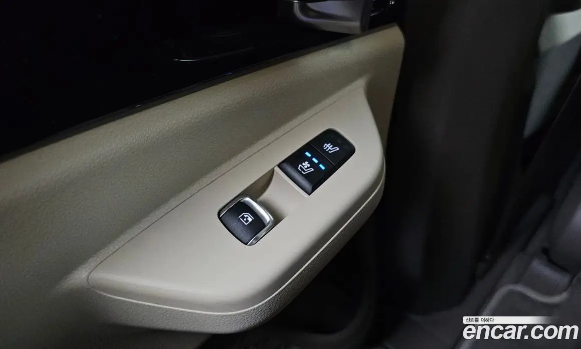 Kia Carnival 2025 1.6 автомат (гидро), фото 32 Kia Carnival 2025 1.6 автомат (гидро), фото 32