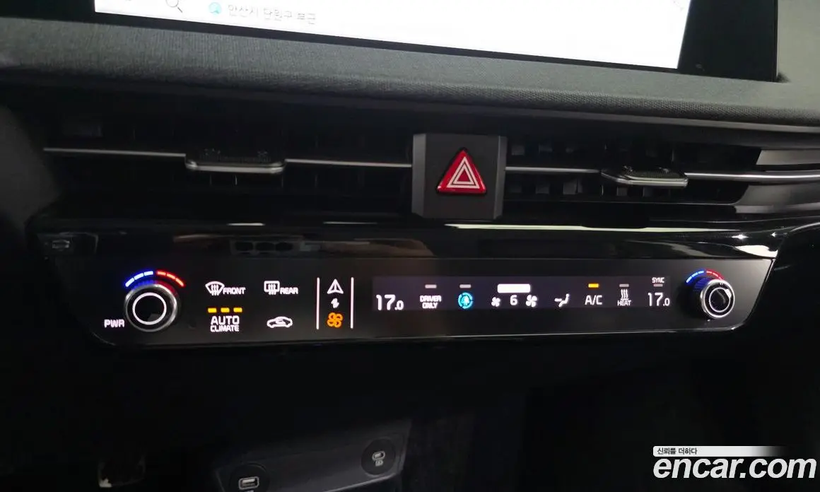 Kia EV6 2024 0.1 автомат (гидро), фото 25 Kia EV6 2024 0.1 автомат (гидро), фото 25