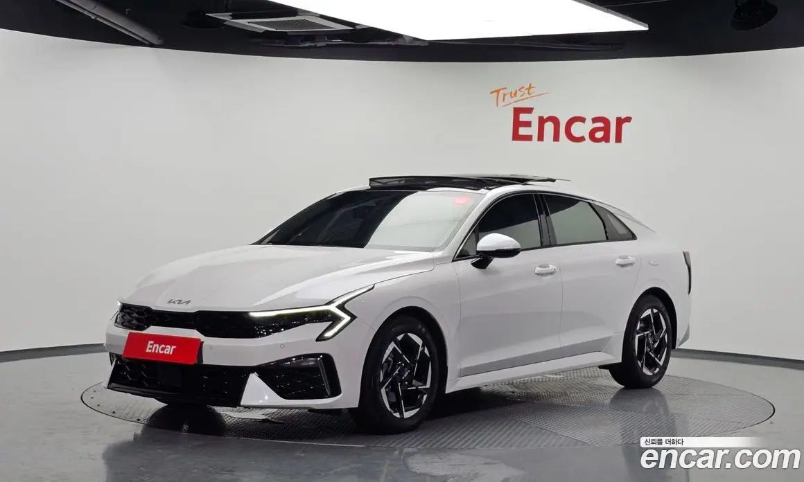 Kia K5 (Optima) 2024 2.0 автомат (гидро), фото 1 Kia K5 (Optima) 2024 2.0 автомат (гидро), фото 1