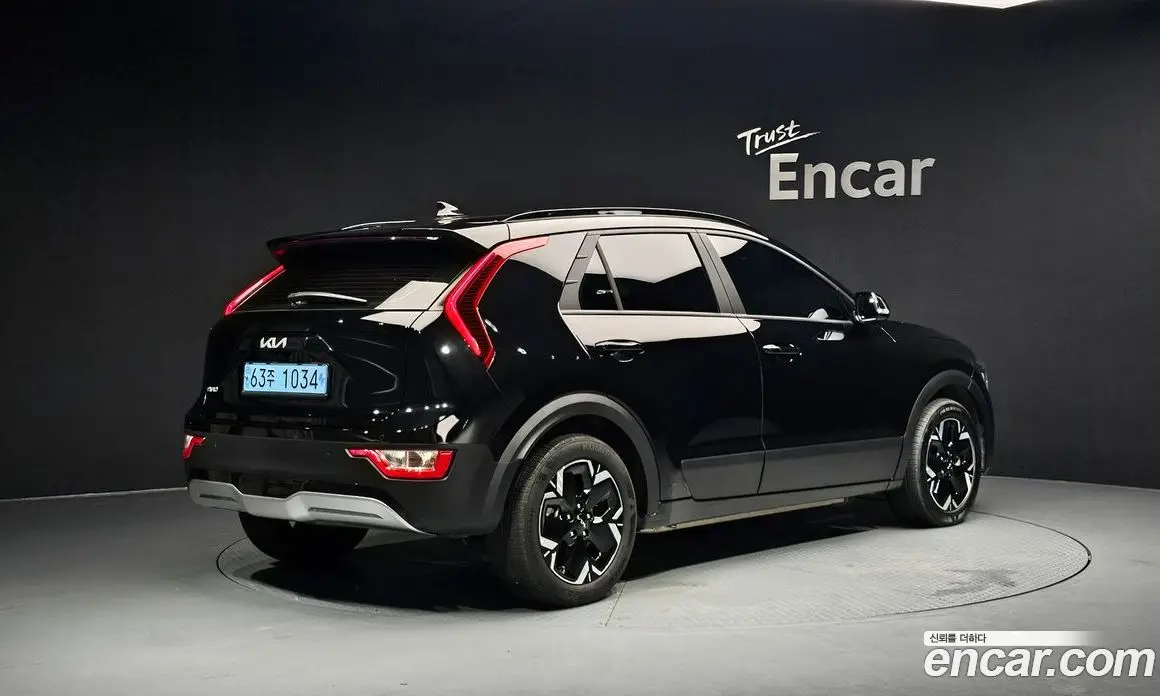 Kia Niro 2023 0.2 автомат (гидро), фото 1 Kia Niro 2023 0.2 автомат (гидро), фото 1