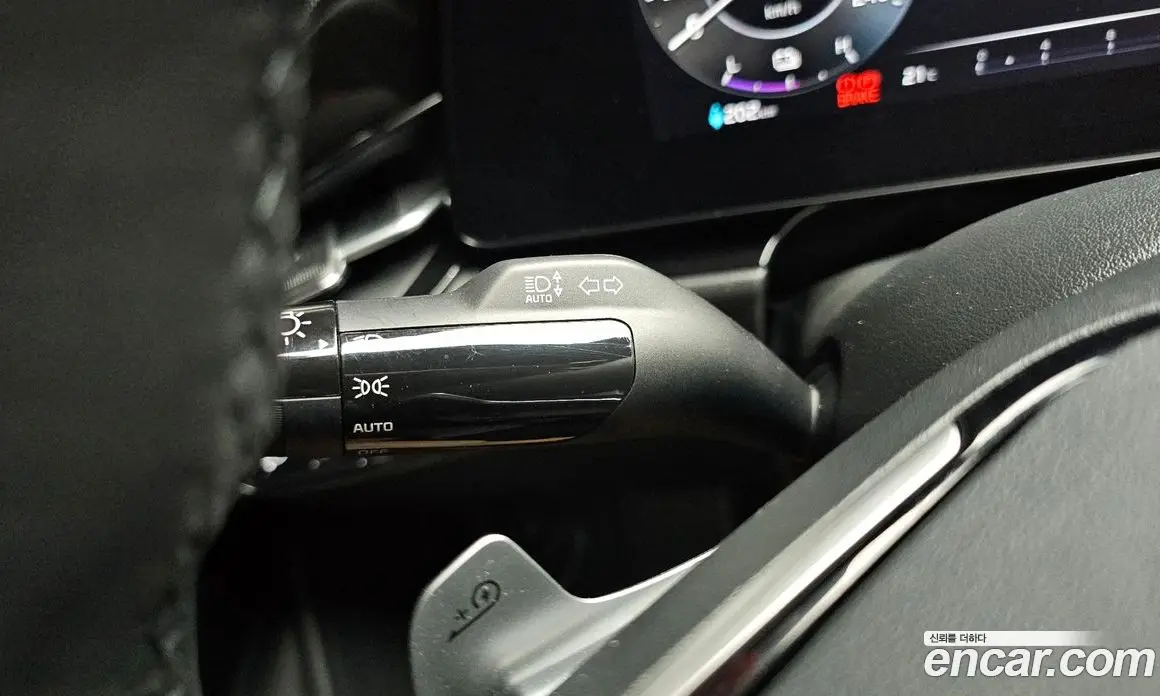 Kia Niro 2023 0.2 автомат (гидро), фото 26 Kia Niro 2023 0.2 автомат (гидро), фото 26