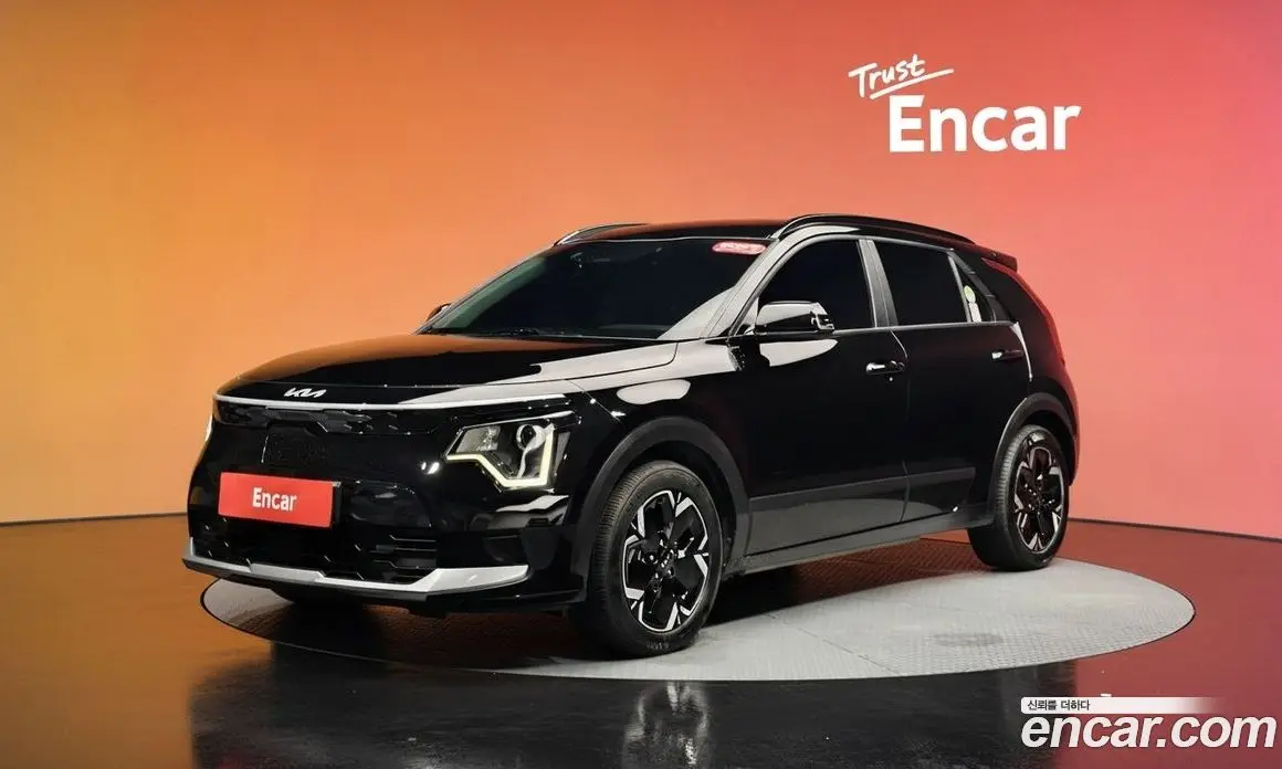 Kia Niro 2023 0.2 автомат (гидро), фото 30 Kia Niro 2023 0.2 автомат (гидро), фото 30