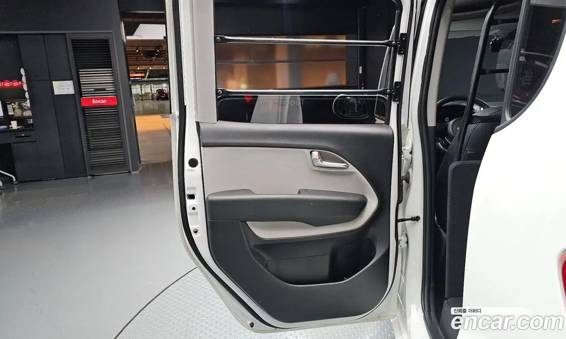 Kia Ray 2022 1.0 автомат (гидро), фото 15 Kia Ray 2022 1.0 автомат (гидро), фото 15
