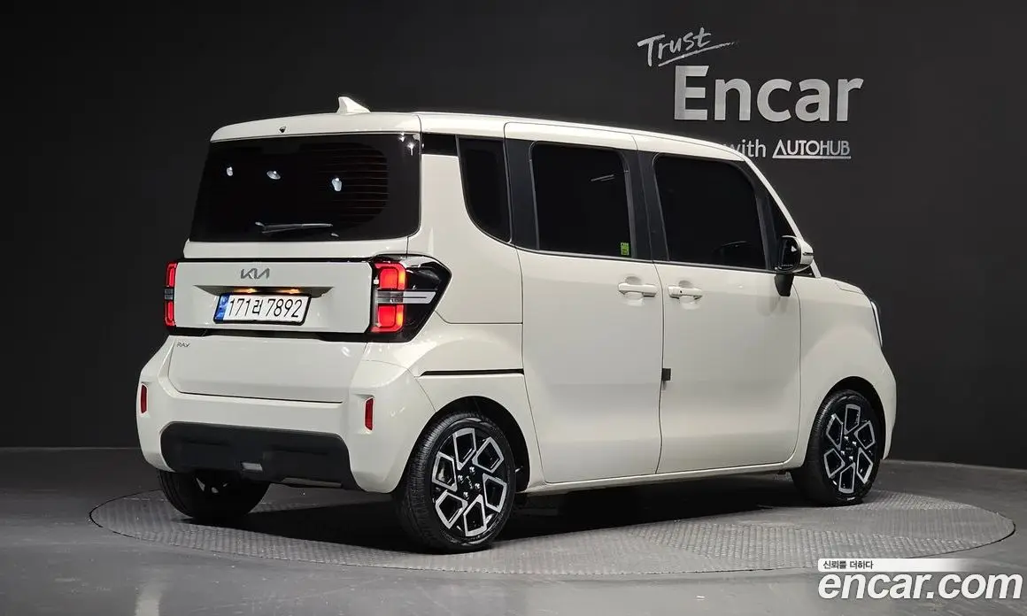 Kia Ray 2023 1.0 автомат (гидро), фото 2 Kia Ray 2023 1.0 автомат (гидро), фото 2