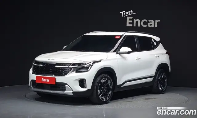 Kia Seltos 2024 1.6 автомат (гидро), миниатюра 1 Kia Seltos 2024 1.6 автомат (гидро), миниатюра 1