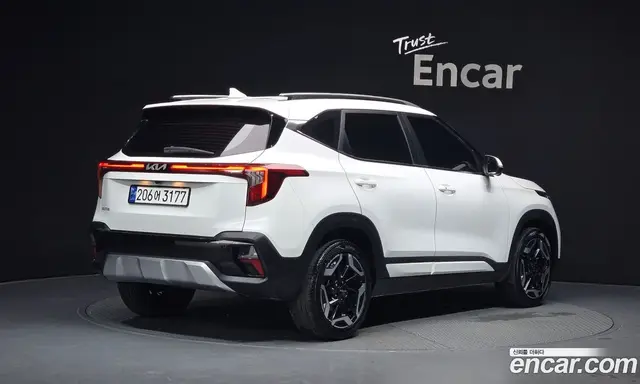 Kia Seltos 2024 1.6 автомат (гидро), миниатюра 2 Kia Seltos 2024 1.6 автомат (гидро), миниатюра 2