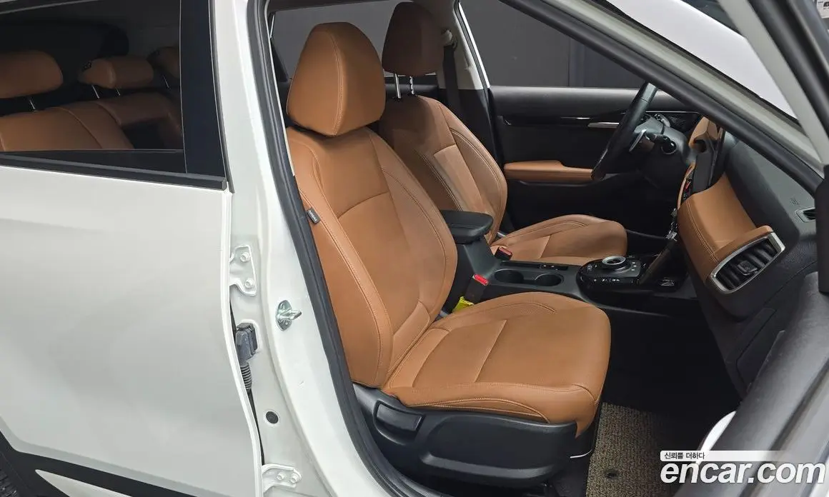 Kia Seltos 2024 1.6 автомат (гидро), фото 17 Kia Seltos 2024 1.6 автомат (гидро), фото 17