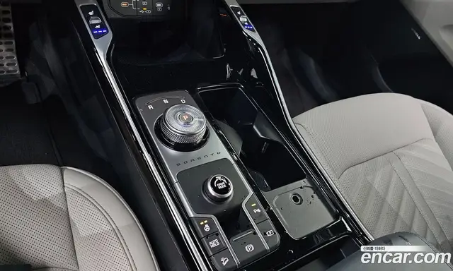 Kia Sorento 2023 1.6 автомат (гидро), миниатюра 11 Kia Sorento 2023 1.6 автомат (гидро), миниатюра 11