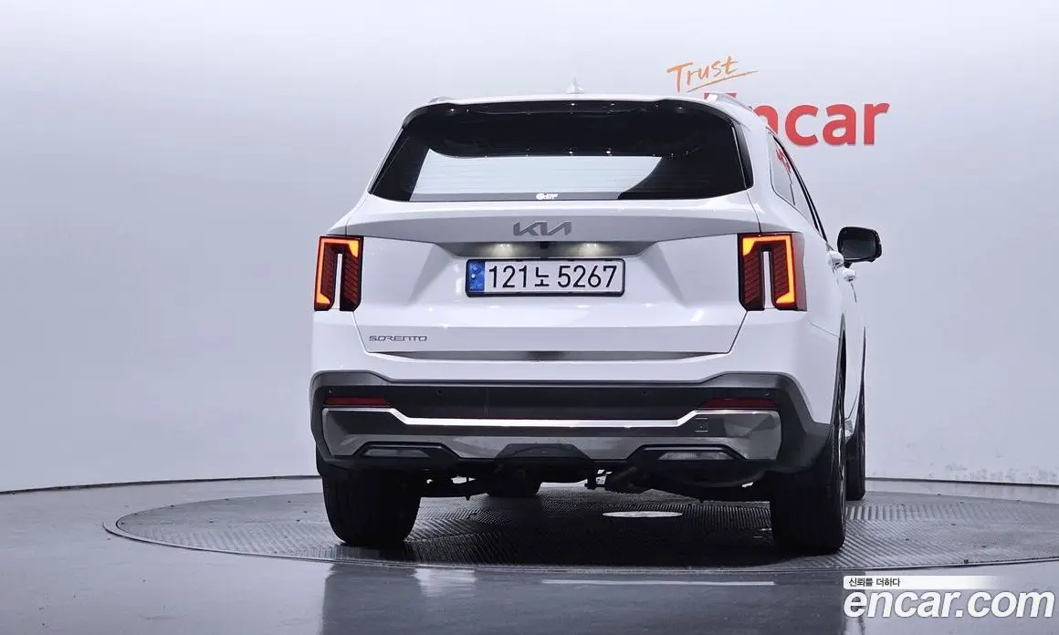 Kia Sorento 2024 2.5 автомат (гидро), фото 4 Kia Sorento 2024 2.5 автомат (гидро), фото 4