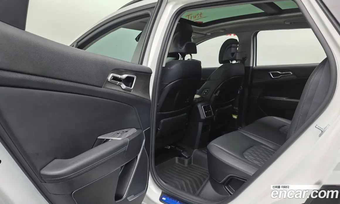 Kia Sportage 2023 2.0 автомат (гидро), фото 26 Kia Sportage 2023 2.0 автомат (гидро), фото 26