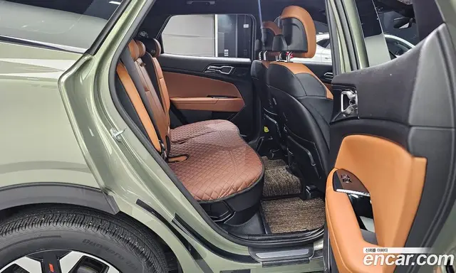 Kia Sportage 2023 2.0 автомат (гидро), миниатюра 12