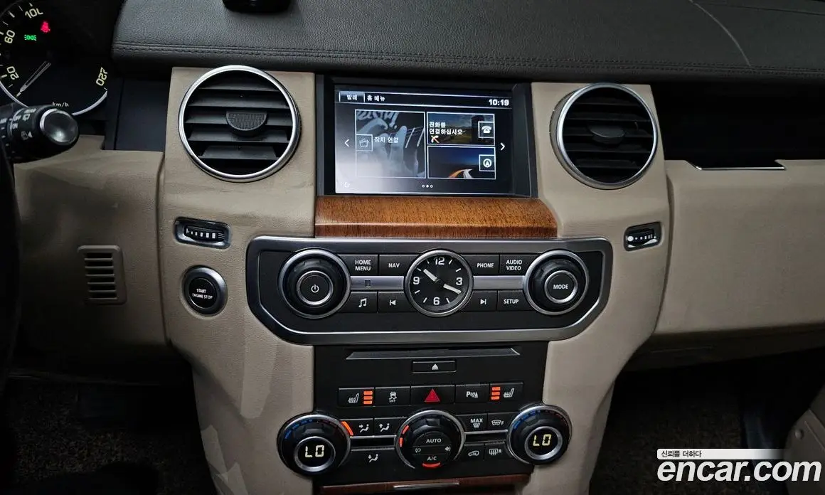Land Rover Discovery 2015 3.0 автомат (гидро), фото 15 Land Rover Discovery 2015 3.0 автомат (гидро), фото 15