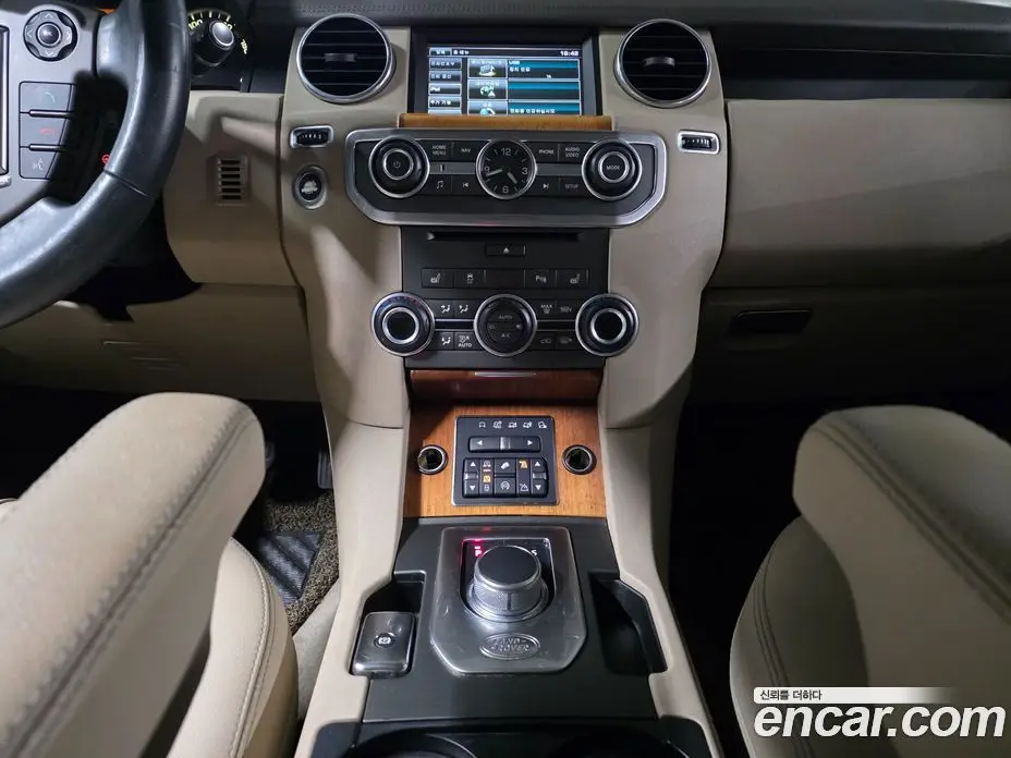 Land Rover Discovery 2015 3.0 автомат (гидро), фото 7 Land Rover Discovery 2015 3.0 автомат (гидро), фото 7