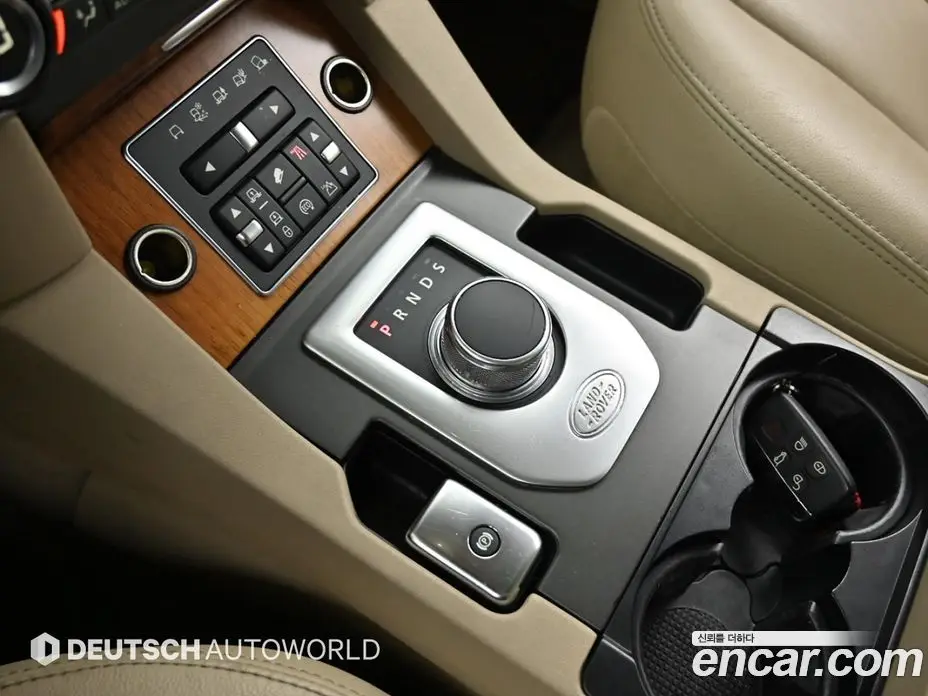 Land Rover Discovery 2015 3.0 автомат (гидро), фото 9 Land Rover Discovery 2015 3.0 автомат (гидро), фото 9