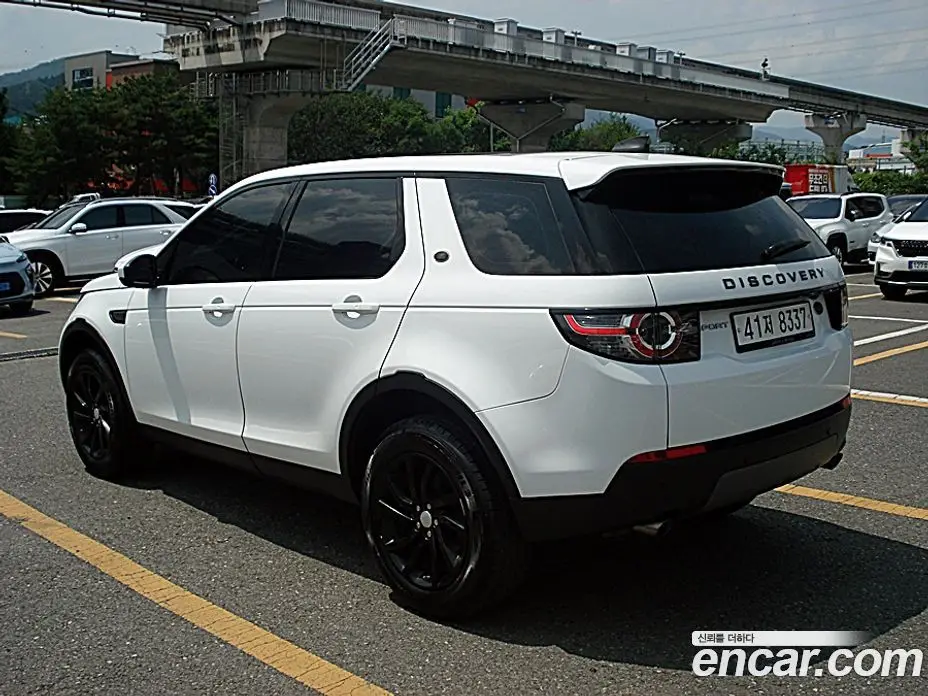 Land Rover Discovery Sport 2017 2.0 автомат (гидро), фото 2 Land Rover Discovery Sport 2017 2.0 автомат (гидро), фото 2