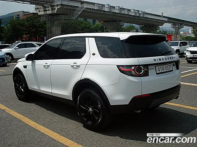 Land Rover Discovery Sport 2017 2.0 автомат (гидро), миниатюра 2 Land Rover Discovery Sport 2017 2.0 автомат (гидро), миниатюра 2