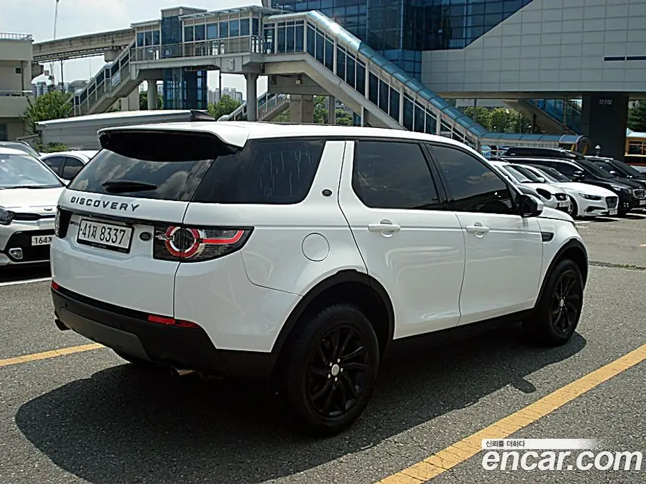 Land Rover Discovery Sport 2017 2.0 автомат (гидро), фото 19 Land Rover Discovery Sport 2017 2.0 автомат (гидро), фото 19