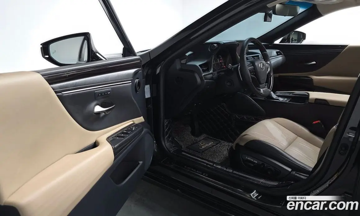 Lexus ES 2019 2.5 автомат (гидро), фото 12 Lexus ES 2019 2.5 автомат (гидро), фото 12