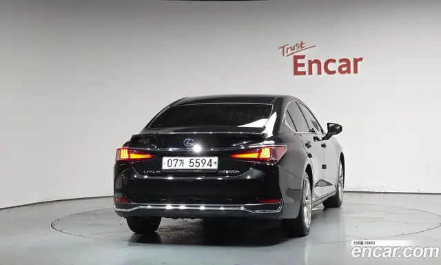 Lexus ES 2019 2.5 автомат (гидро), миниатюра 3 Lexus ES 2019 2.5 автомат (гидро), миниатюра 3