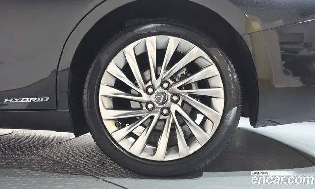 Lexus ES 2019 2.5 автомат (гидро), миниатюра 6 Lexus ES 2019 2.5 автомат (гидро), миниатюра 6