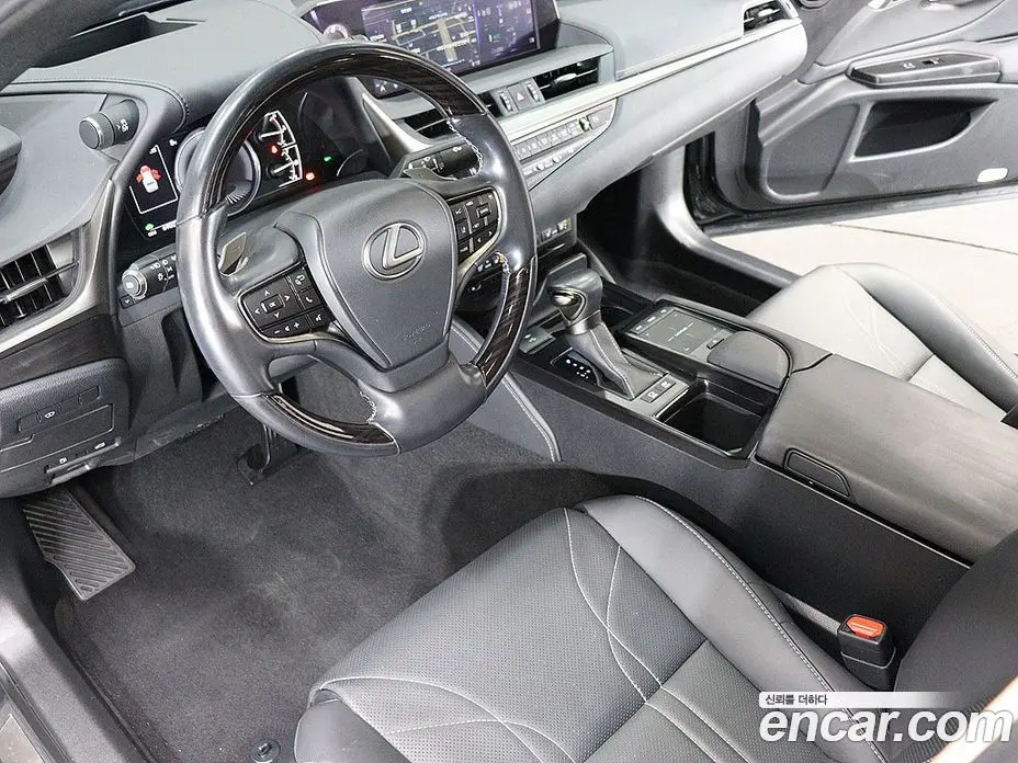 Lexus ES 2021 2.5 автомат (вариатор), фото 12 Lexus ES 2021 2.5 автомат (вариатор), фото 12