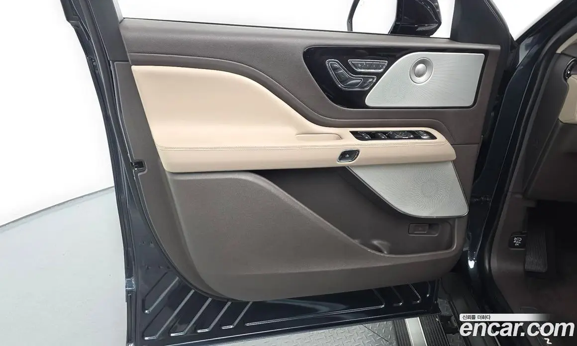 Lincoln Aviator 2022 3.0 автомат (гидро), фото 13 Lincoln Aviator 2022 3.0 автомат (гидро), фото 13