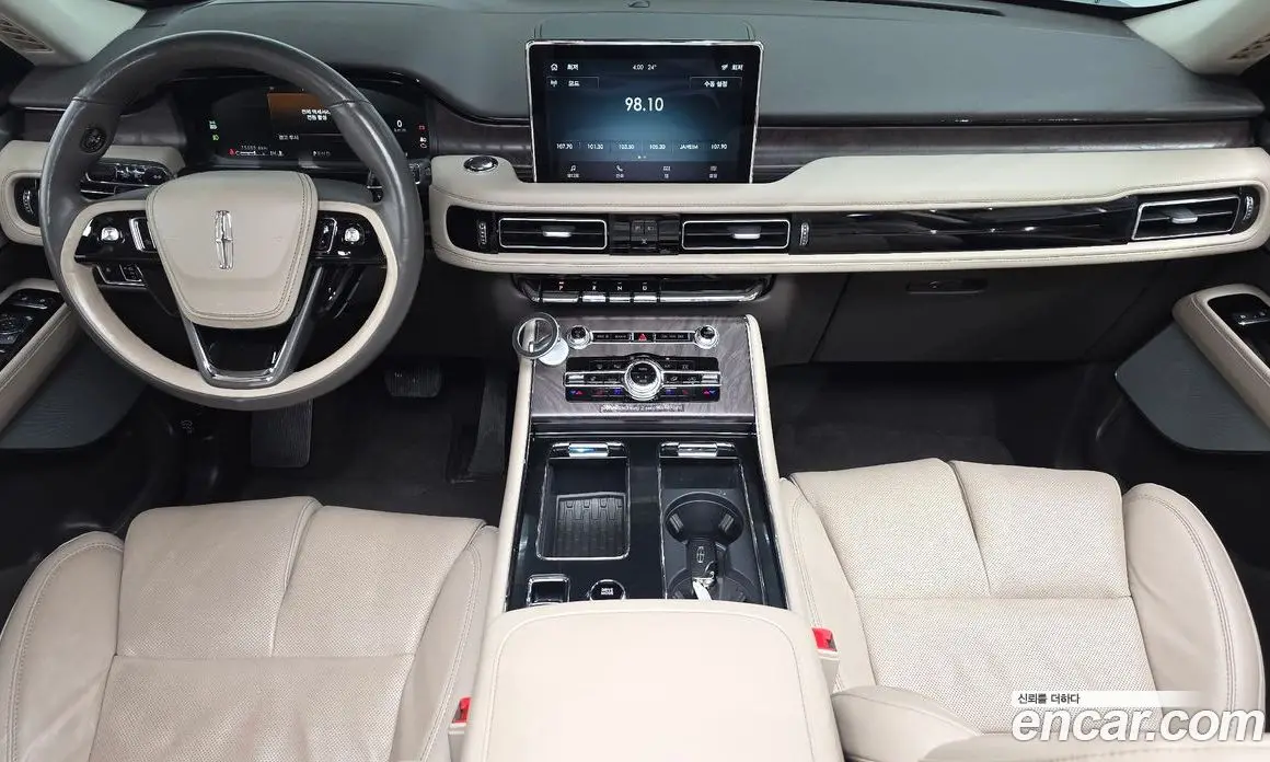 Lincoln Aviator 2022 3.0 автомат (гидро), фото 9 Lincoln Aviator 2022 3.0 автомат (гидро), фото 9