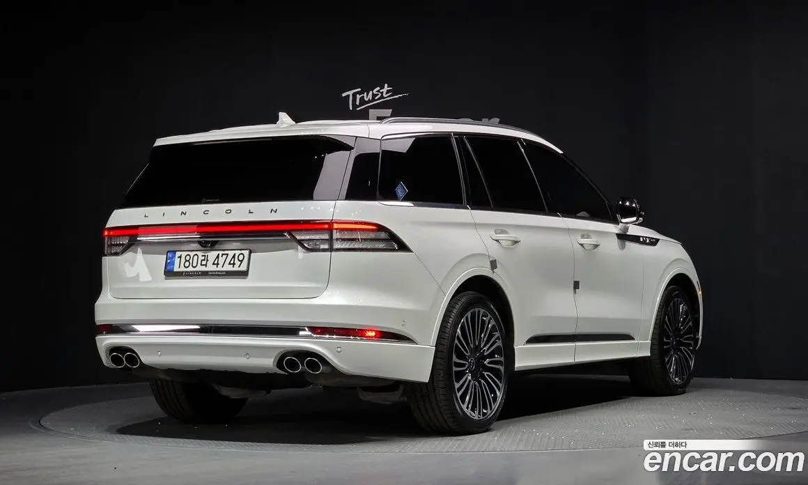 Lincoln Aviator 2023 3.0 автомат (гидро), фото 2 Lincoln Aviator 2023 3.0 автомат (гидро), фото 2